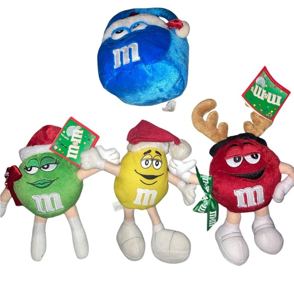 Vintage Galerie M&M’s Christmas collectibles characters sold 4 pcs total - Picture 2 of 3